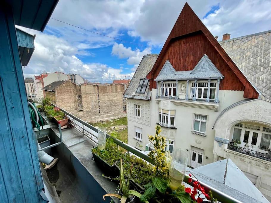 R9 Free Parking Garage Apartament Budapesta