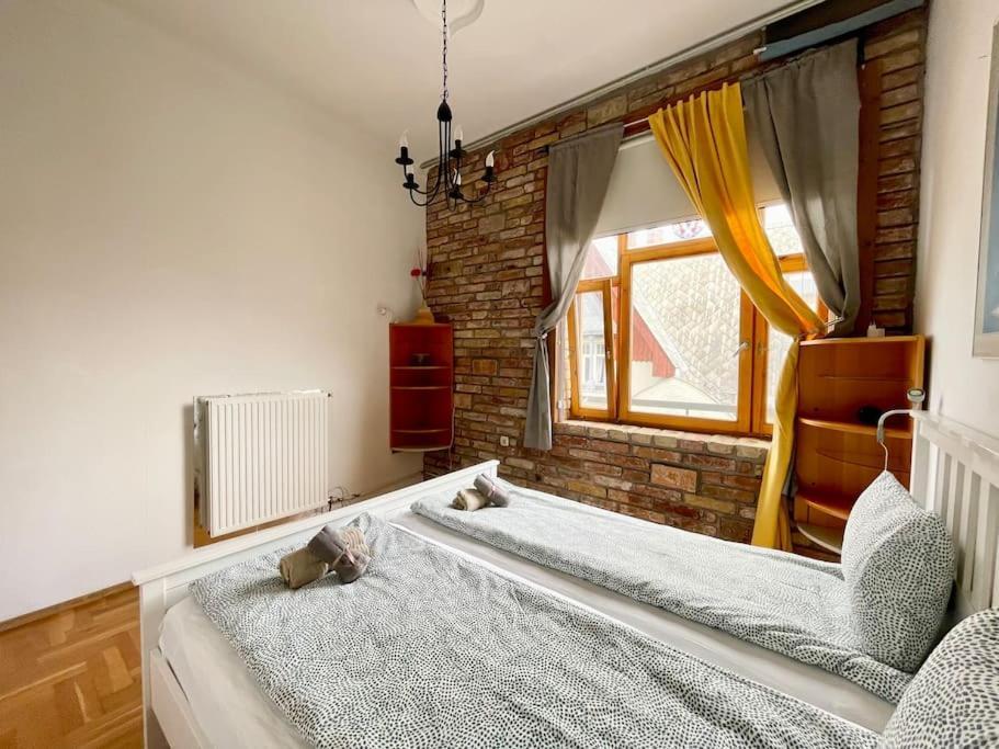 Apartament R9 Free Parking Garage